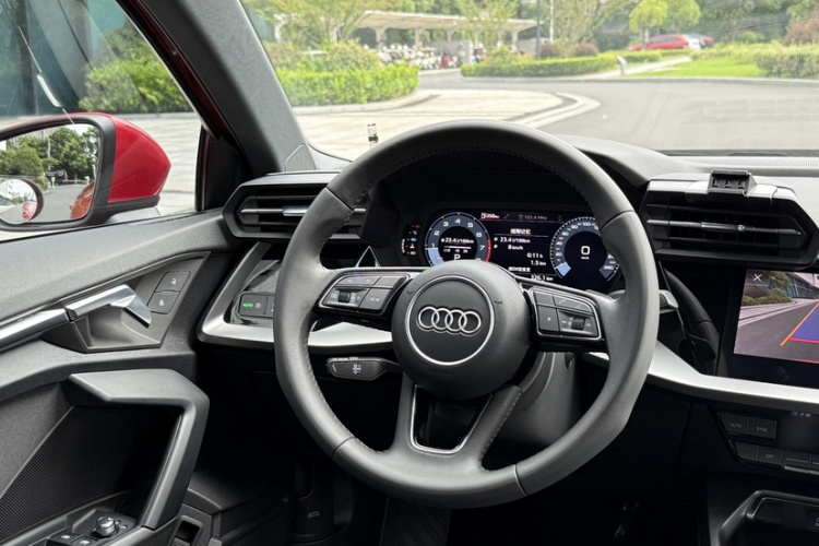 Audi A3 2021 صورة سيارة #16