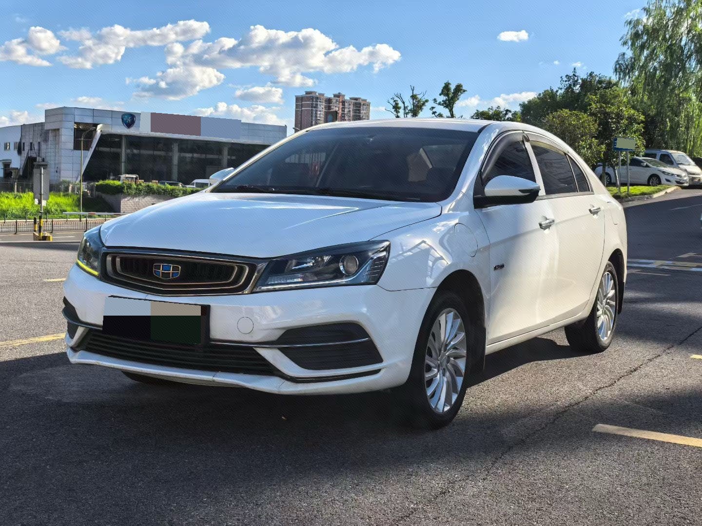 GEELY Emgrand New Energy 2020 GEELY Emgrand New Energy 2020 car image
