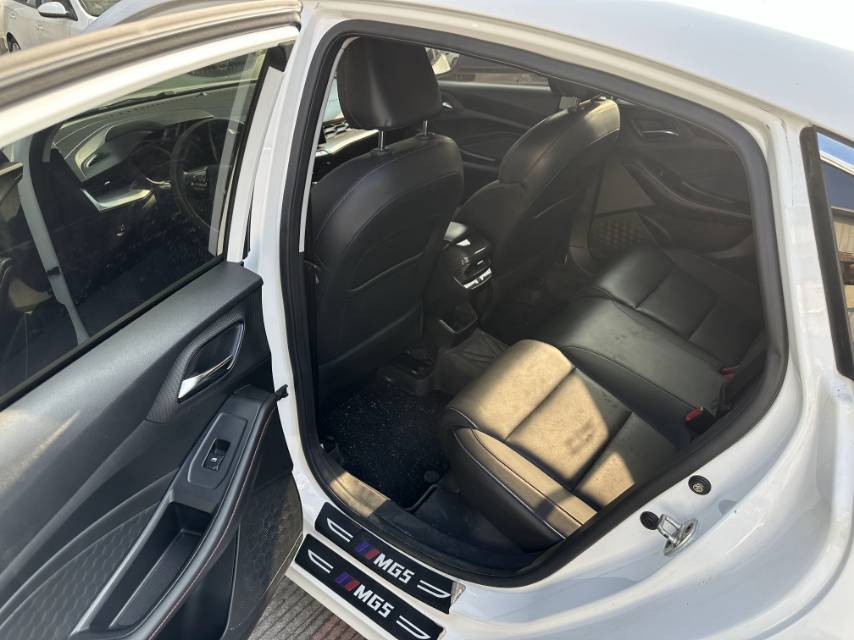 MG 5 2022 imagen de coche #9