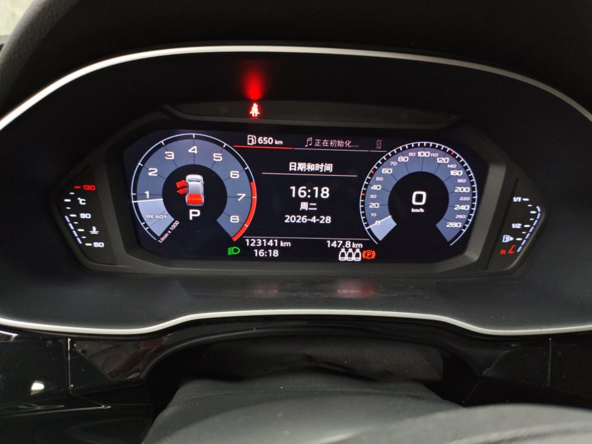 Audi Q3 2019 #4 Audi Q3 2019 car image #4