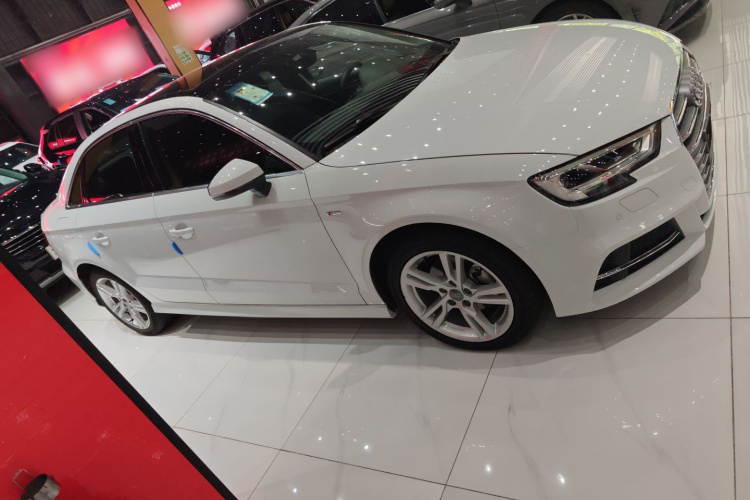 Audi A3 2020 car image #5
