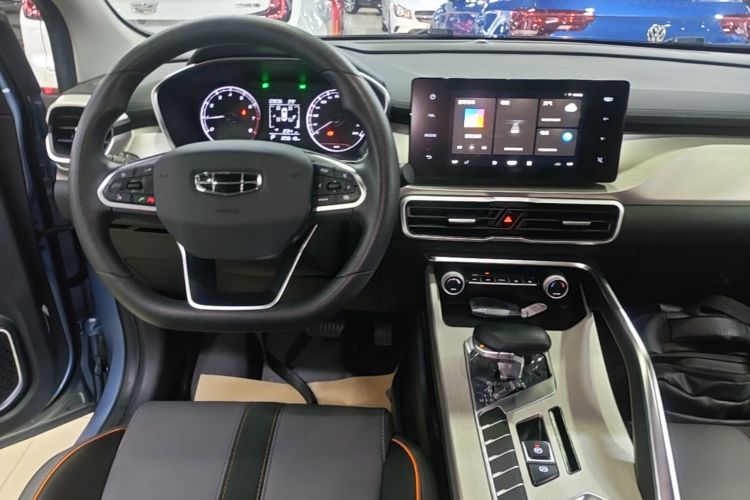 GEELY Coolray 2024 car image #13