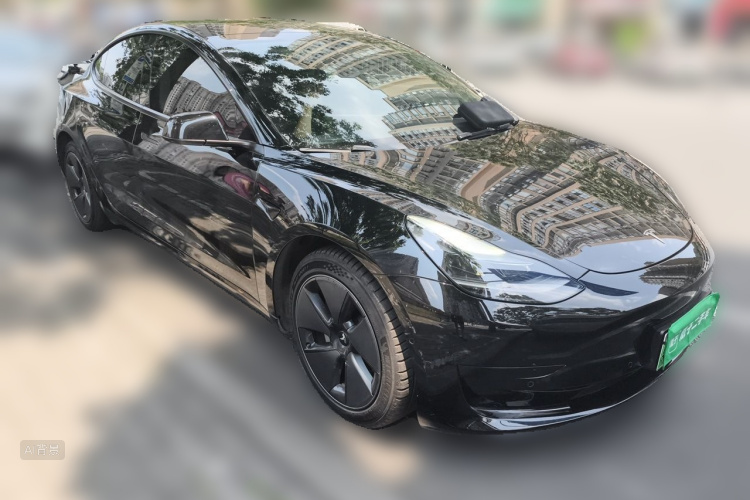 Tesla Model 3 2022 immagine di auto #4