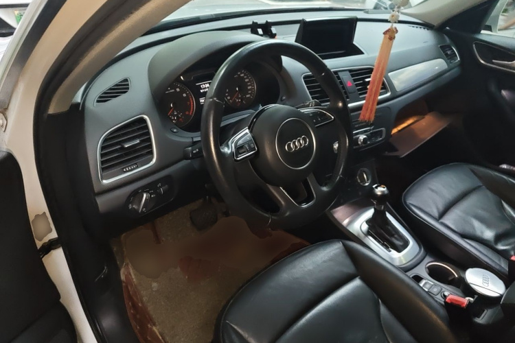 Audi Q3 2015 #11 Audi Q3 2015 car image #11