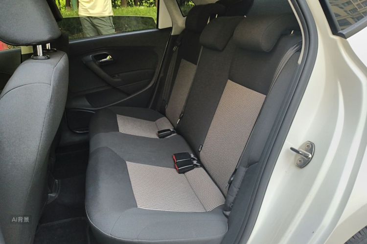 Volkswagen Polo 2016 #19 Volkswagen Polo 2016 car image #19