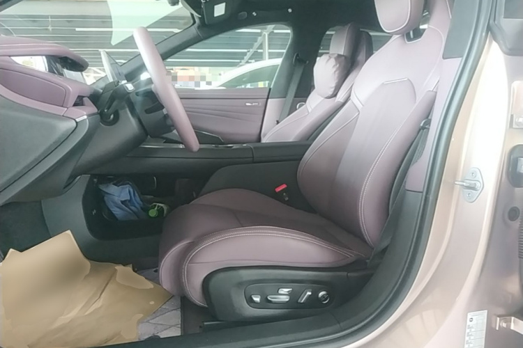 2026 #15 2026 immagine di auto #15