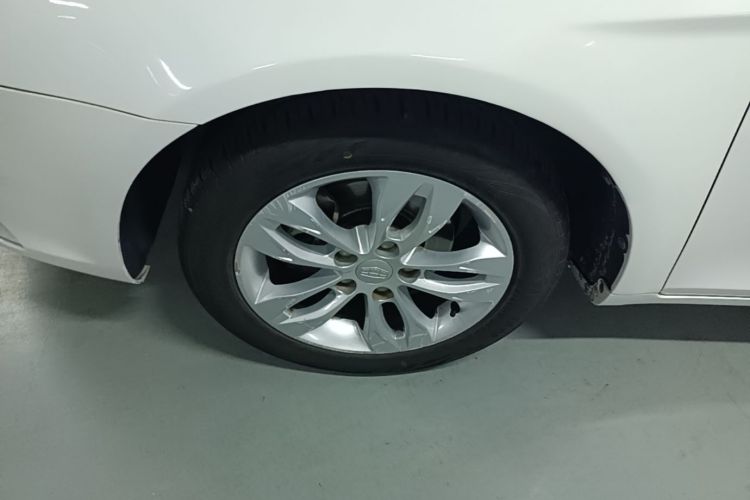 GEELY Emgrand 2015 car image #9