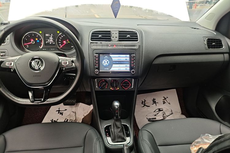 Volkswagen Polo 2016 #13 Volkswagen Polo 2016 car image #13