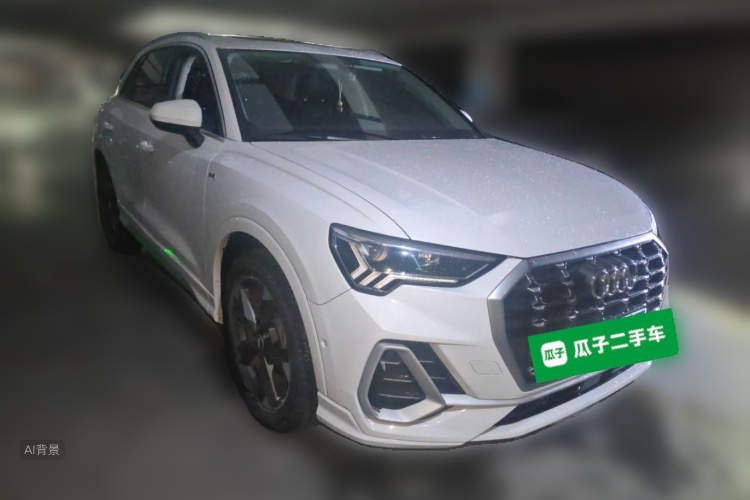 Audi Q3 2020 car image #4