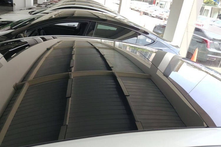 Tesla Model 3 2024 car image #25