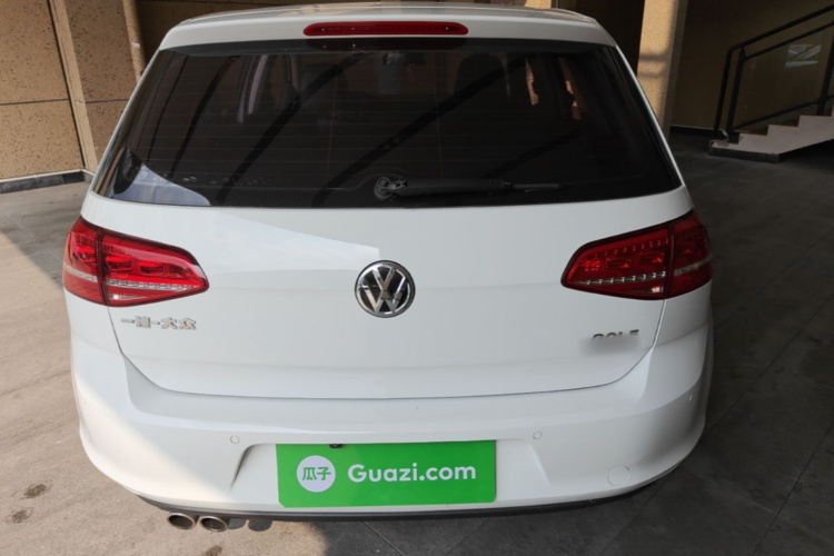 Volkswagen Golf 2016 car image #6