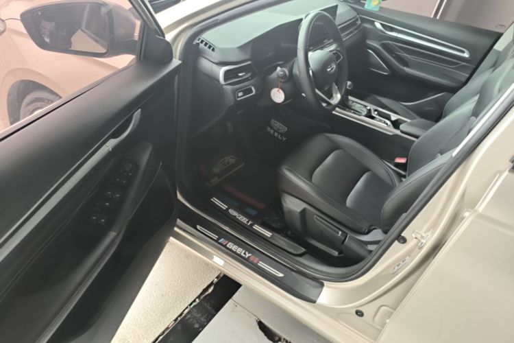GEELY Emgrand 2022 #12 GEELY Emgrand 2022 car image #12