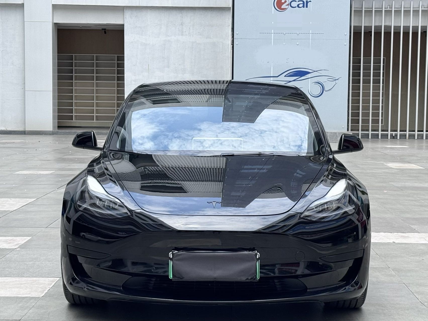 Tesla Model 3 2021 car image #2