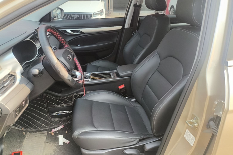 GEELY Emgrand 2020 car image #15