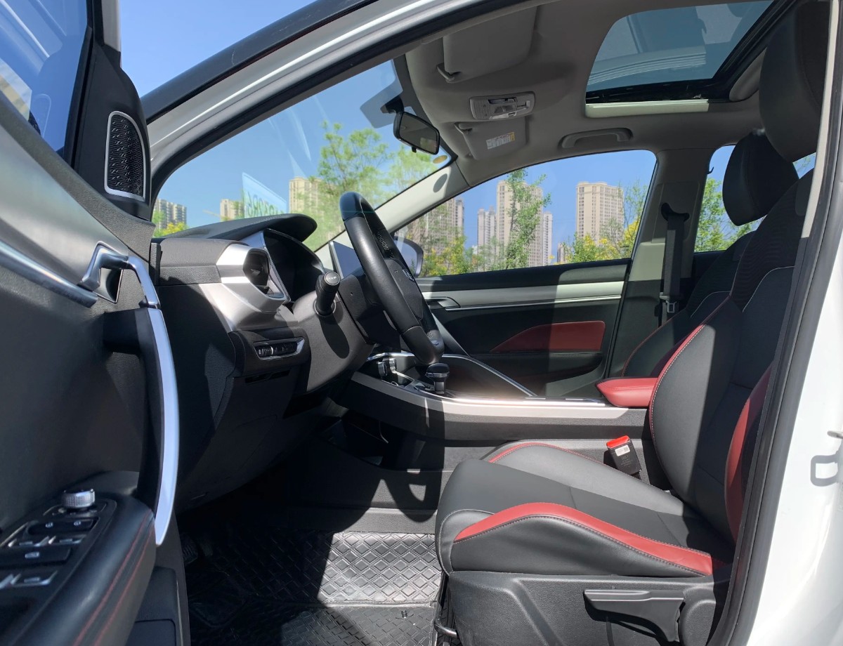 GEELY Coolray 2022 #4 GEELY Coolray 2022 car image #4
