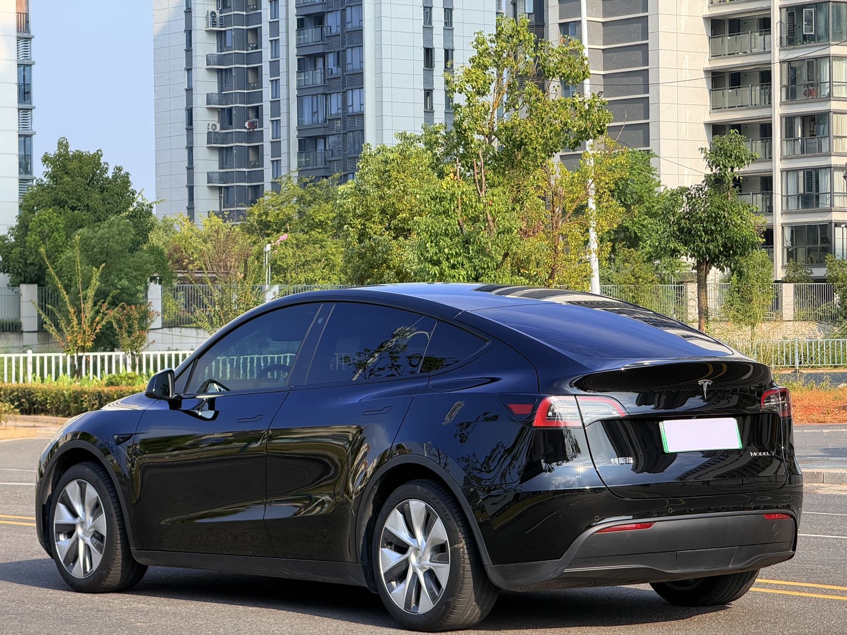 Tesla Model Y 2023 #7 Tesla Model Y 2023 immagine di auto #7