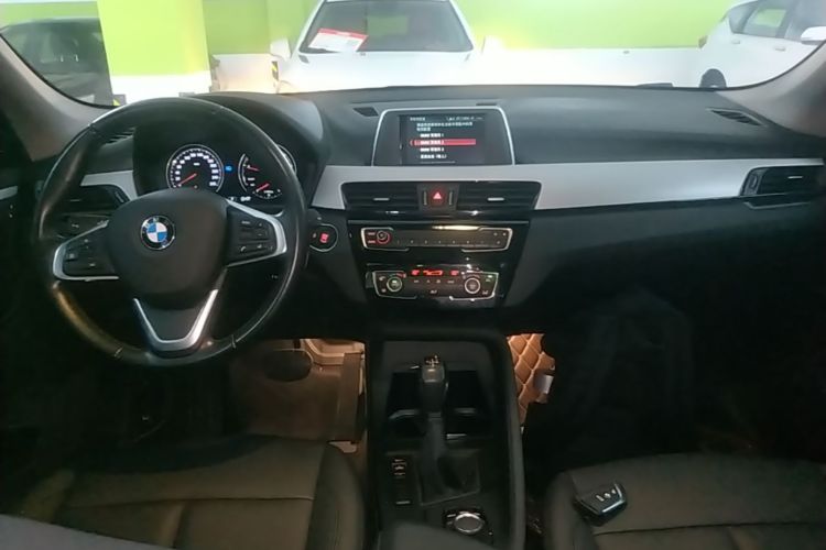 BMW X1 2019 immagine di auto #10
