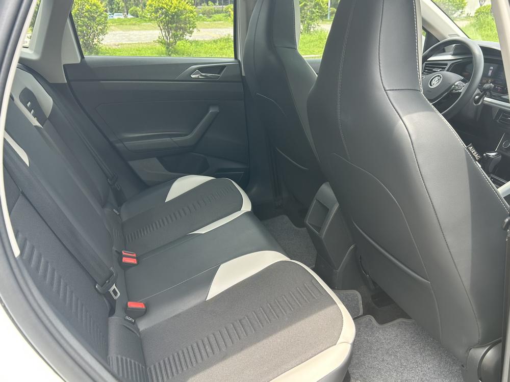 Volkswagen Polo 2023 car image #21