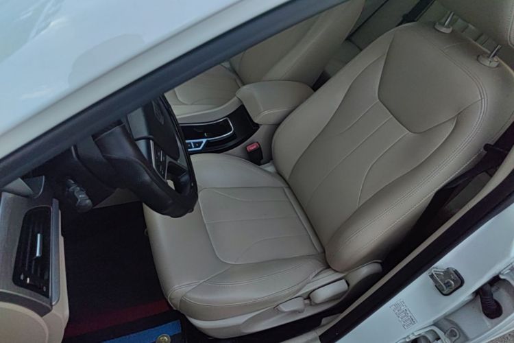 GEELY Emgrand 2016 #15 GEELY Emgrand 2016 car image #15