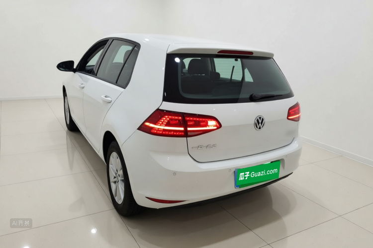 Volkswagen Golf 2015 car image #6