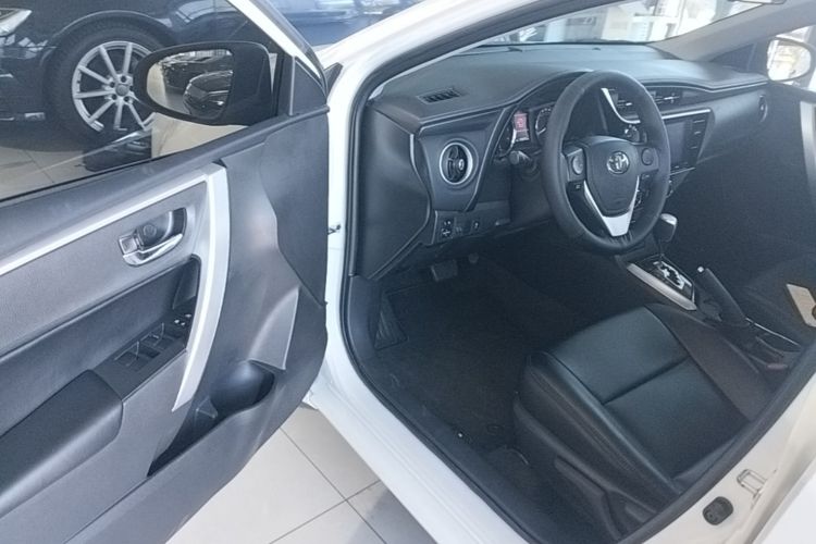 Toyota Corolla 2019 #16 Toyota Corolla 2019 car image #16