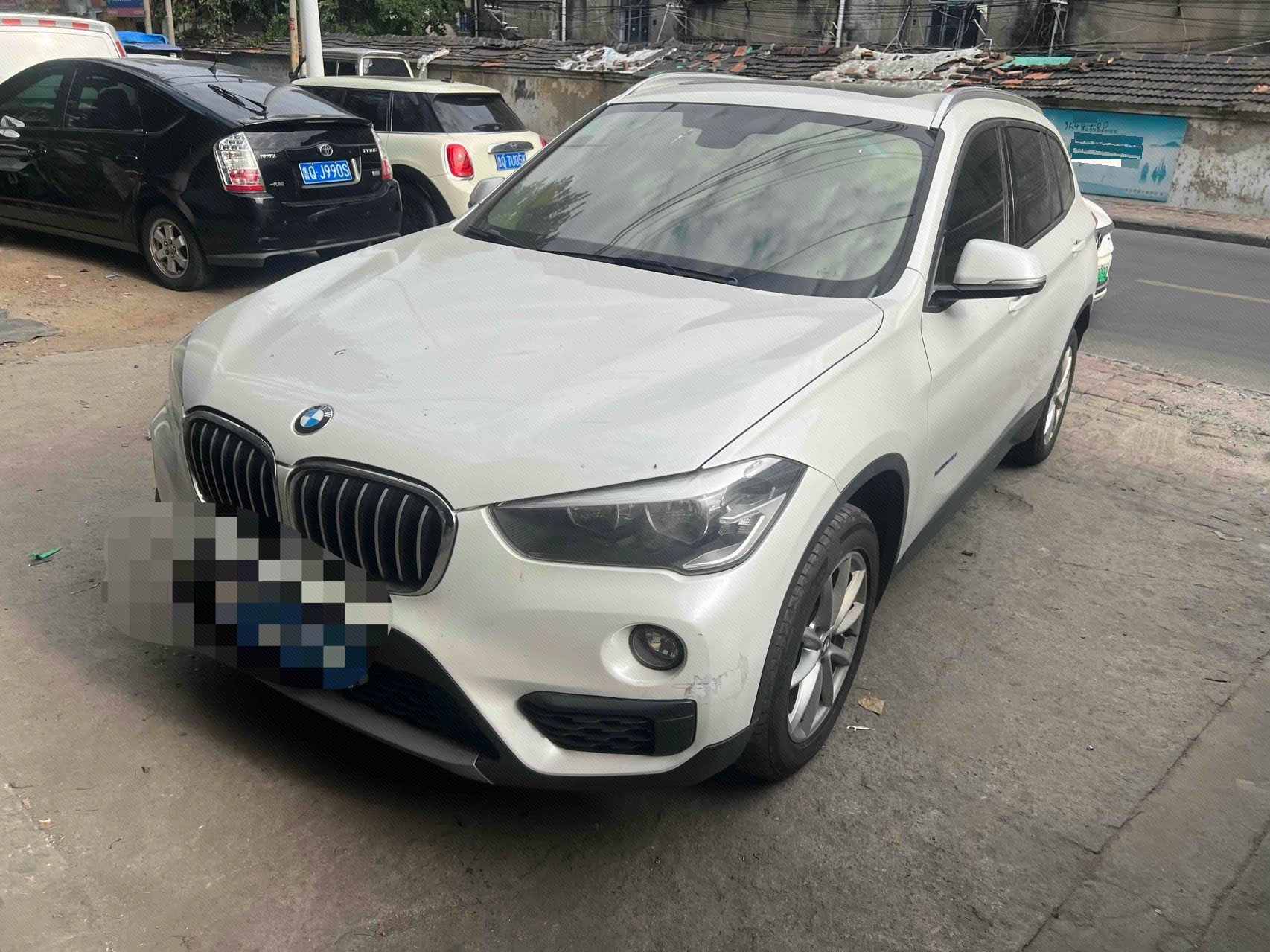 BMW X1 2017 BMW X1 2017 car image