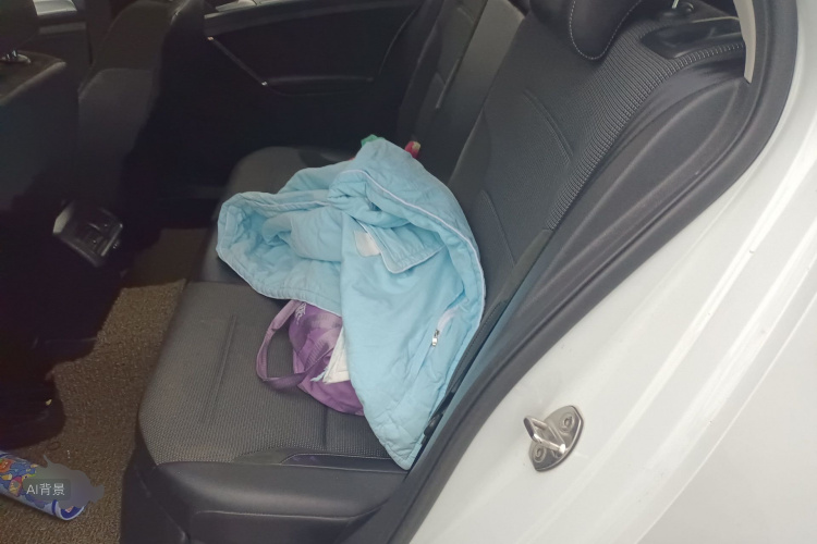 Volkswagen Golf 2018 صورة سيارة #19