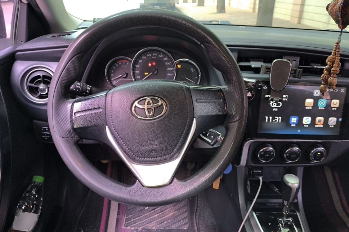 Toyota Corolla 2017 #22 Toyota Corolla 2017 car image #22