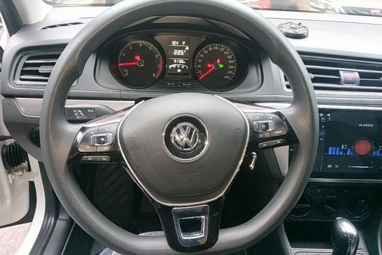 Volkswagen Lavida 2023 #11 Volkswagen Lavida 2023 car image #11