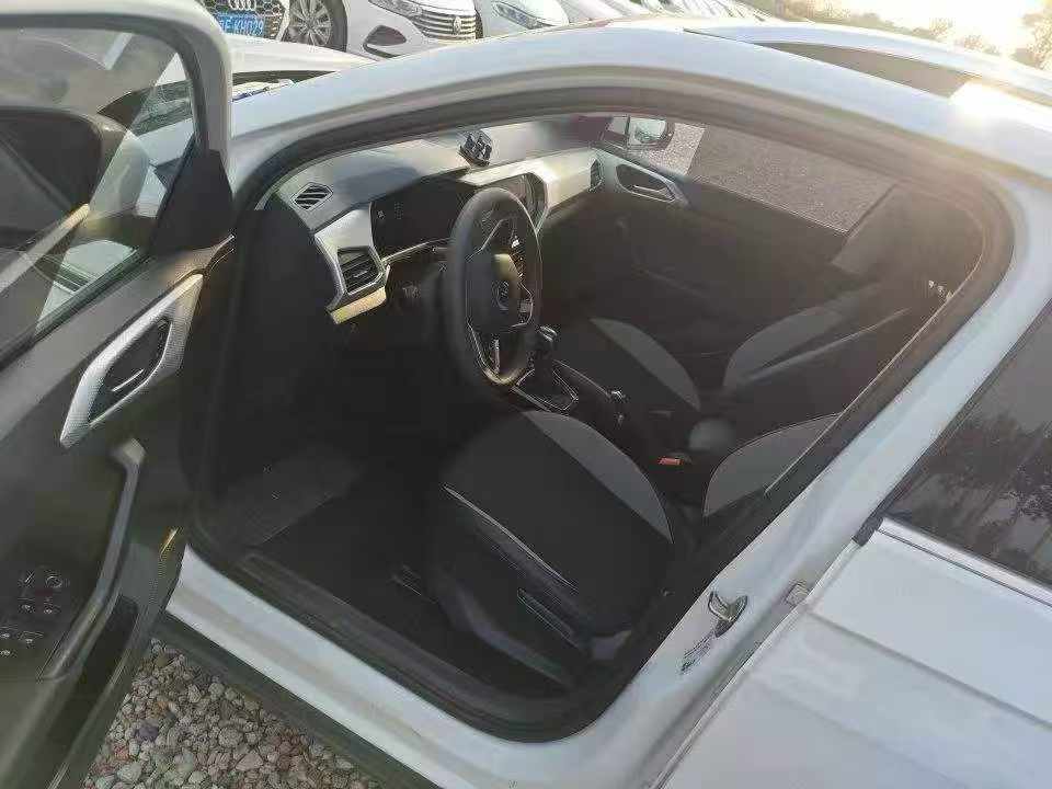 Volkswagen Tacqua 2023 #5 Volkswagen Tacqua 2023 car image #5
