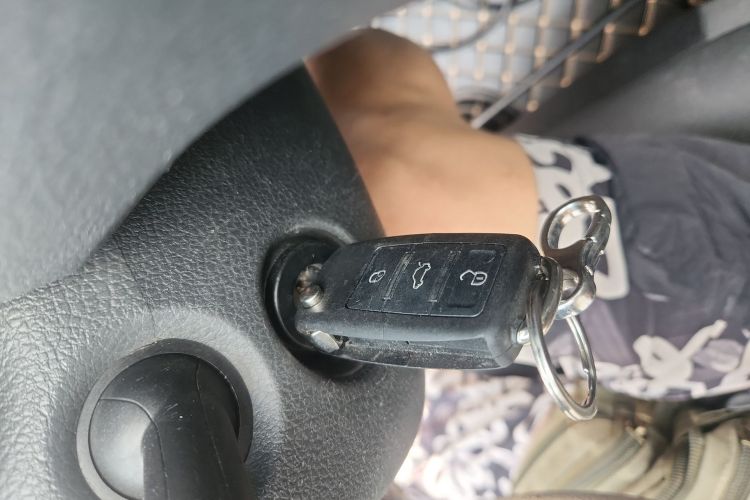 Volkswagen Santana 2016 صورة سيارة #9