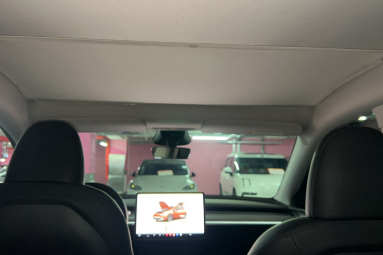 Tesla Model Y 2025 #27 Tesla Model Y 2025 car image #27