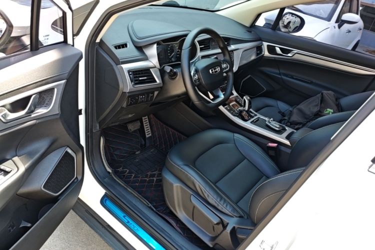 GEELY Emgrand GS 2020 car image #16