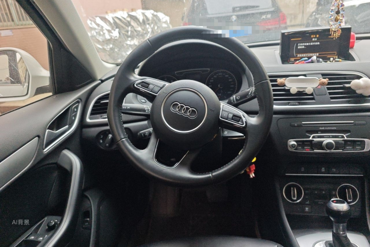 Audi Q3 2018 #12 Audi Q3 2018 car image #12