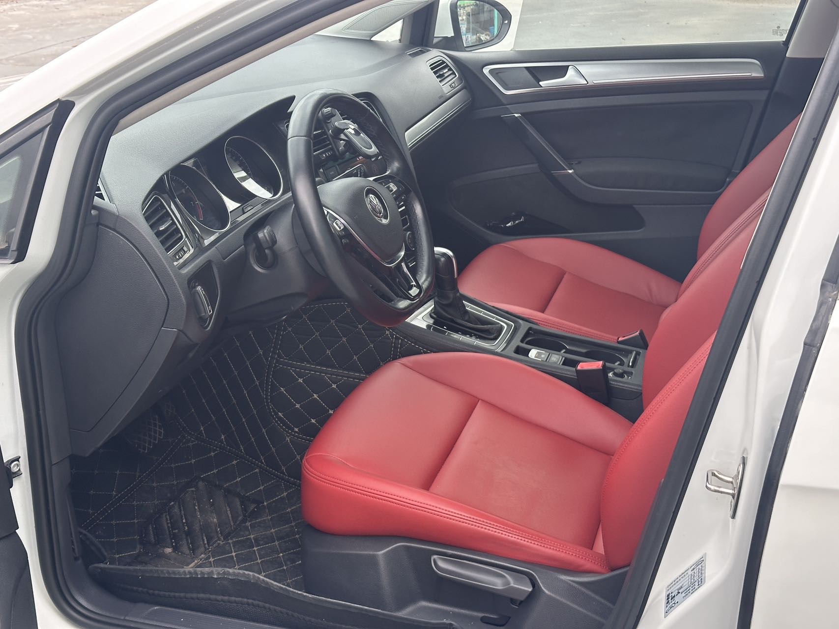 Volkswagen Golf 2019 #6 Volkswagen Golf 2019 car image #6