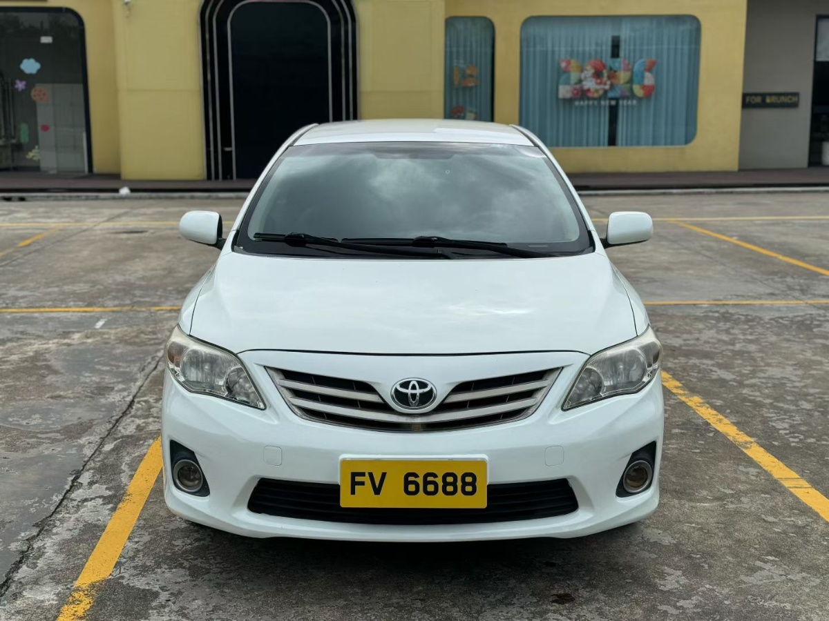 Toyota Corolla 2012 изображение автомобиля #2