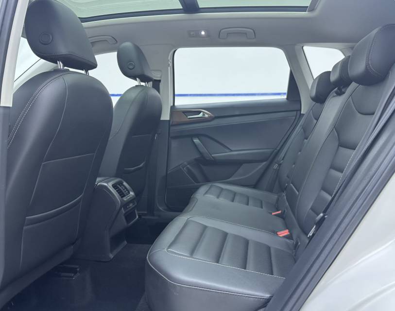 Volkswagen Tharu 2022 car image #8