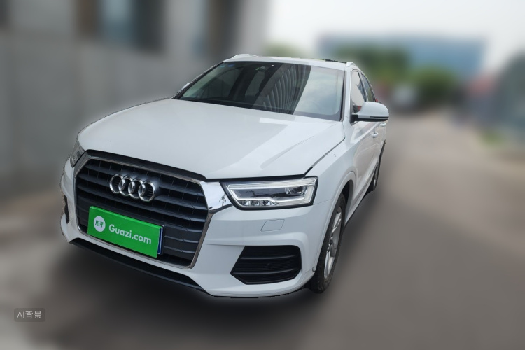 Audi Q3 2019 car image #2
