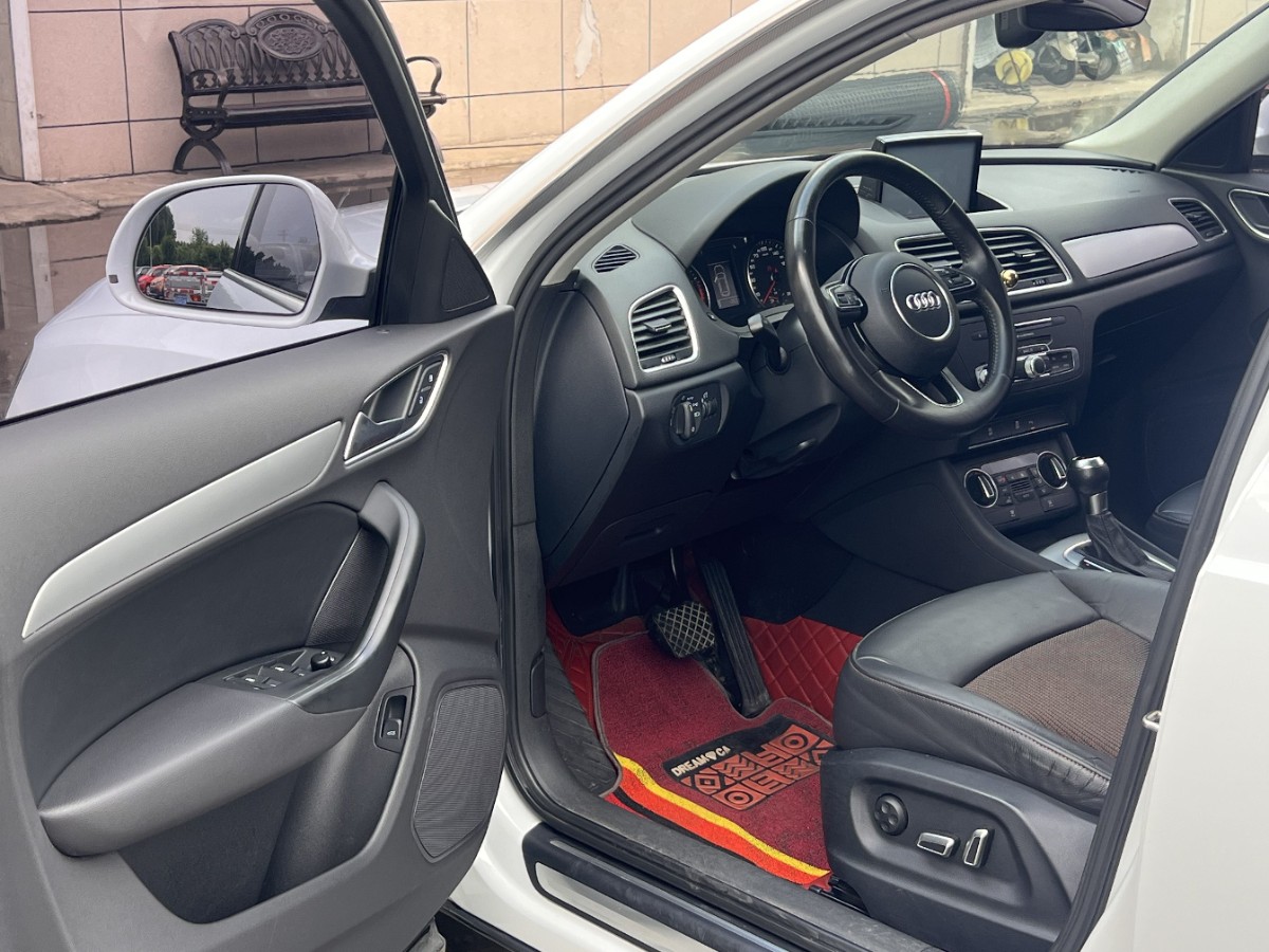 Audi Q3 2017 صورة سيارة #6
