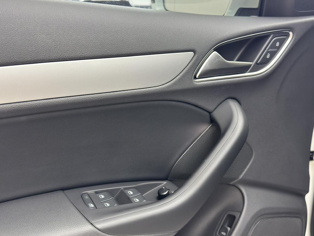 Audi Q3 2017 #21 Audi Q3 2017 car image #21