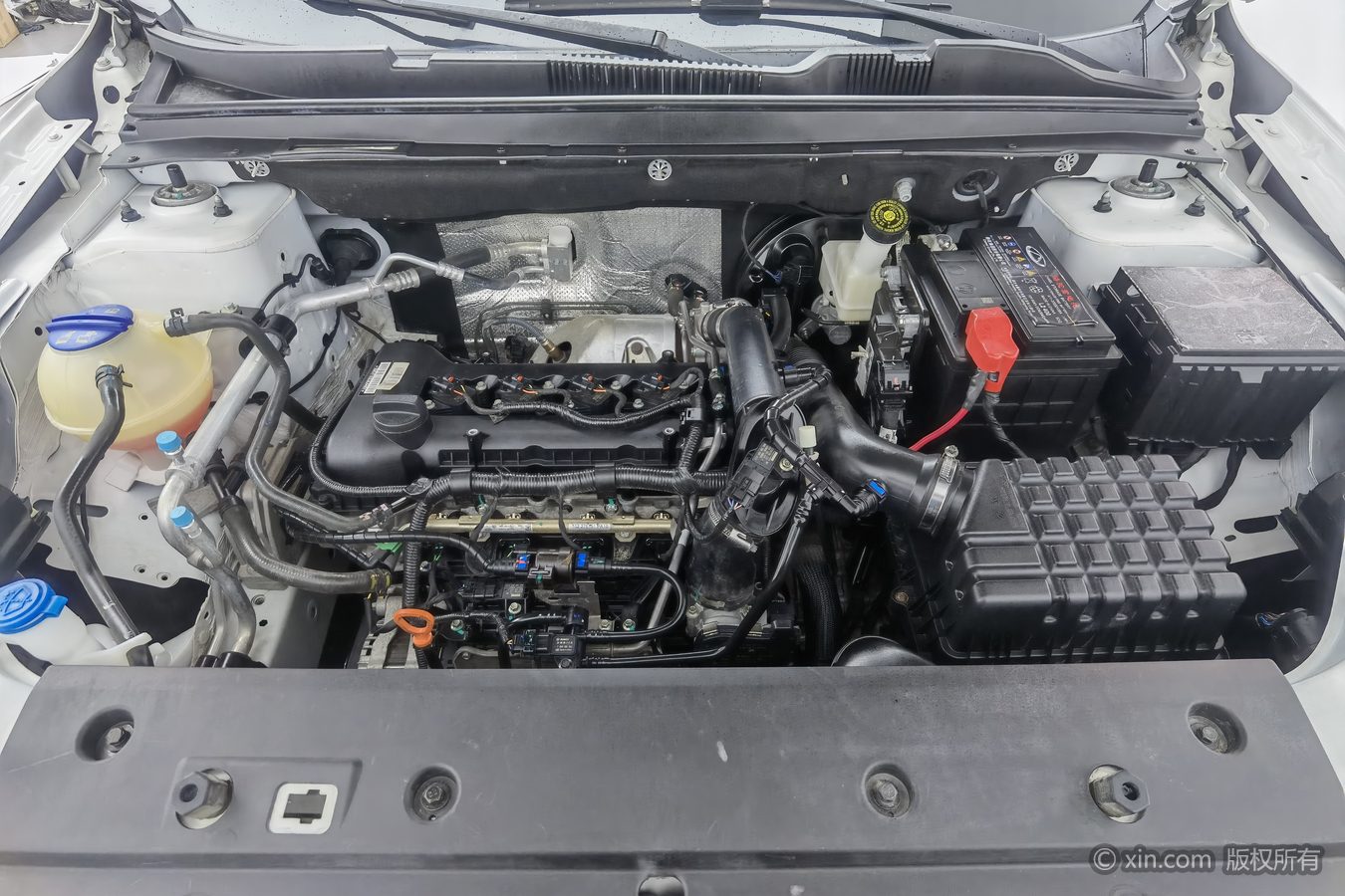 Soueast DX8 S 2023 car image #18