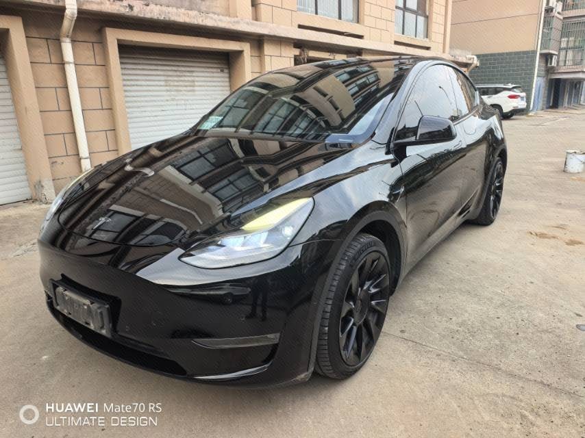 Tesla Model Y 2021 Tesla Model Y 2021 car image