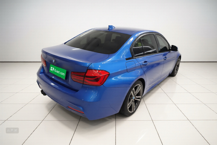 BMW 3 Series 2018 car image #5