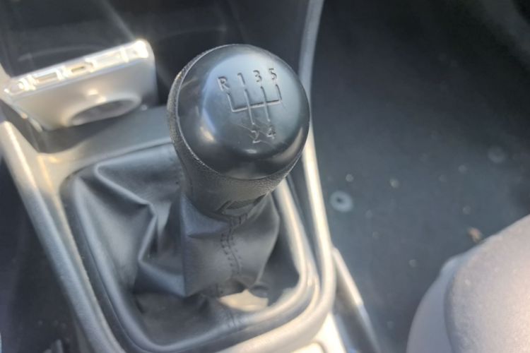 Volkswagen Santana 2016 car image #14