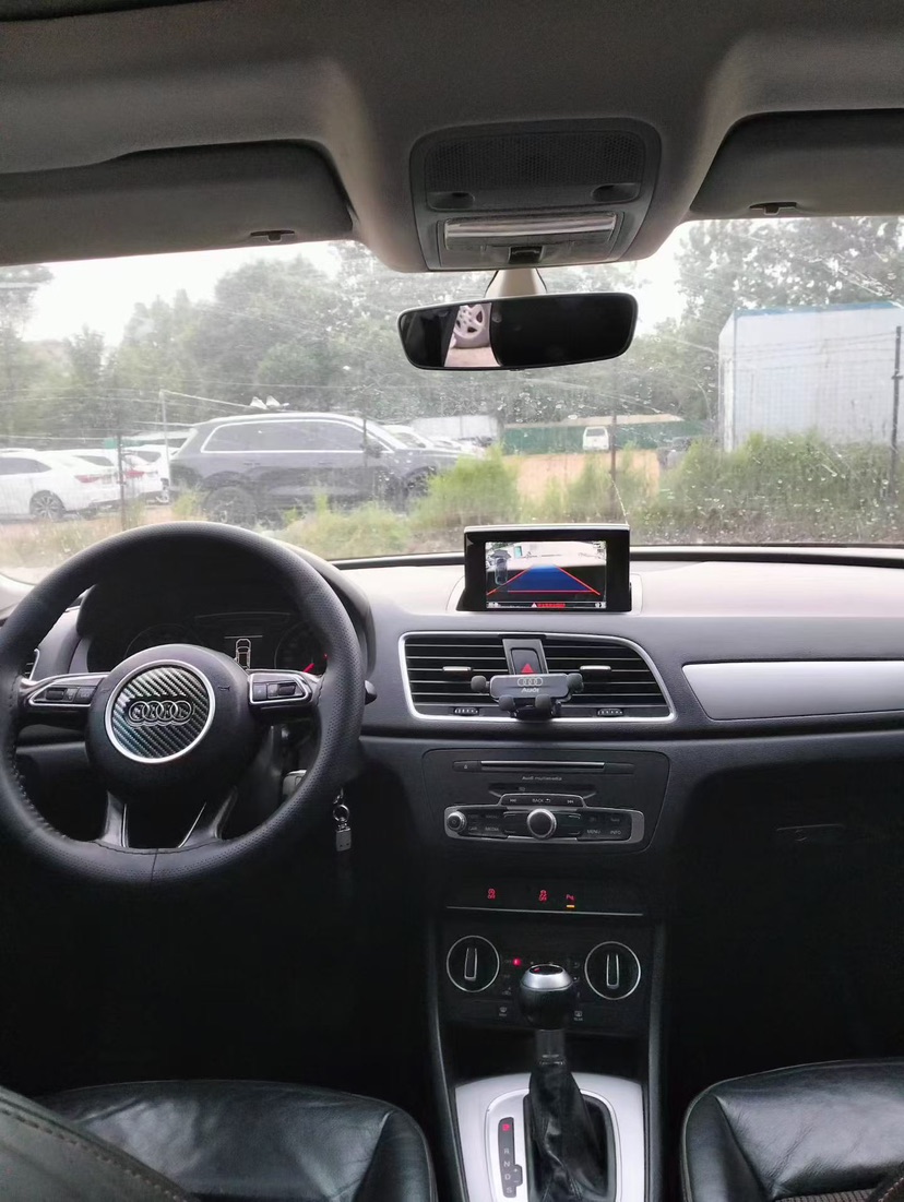 Audi Q3 2016 изображение автомобиля #8