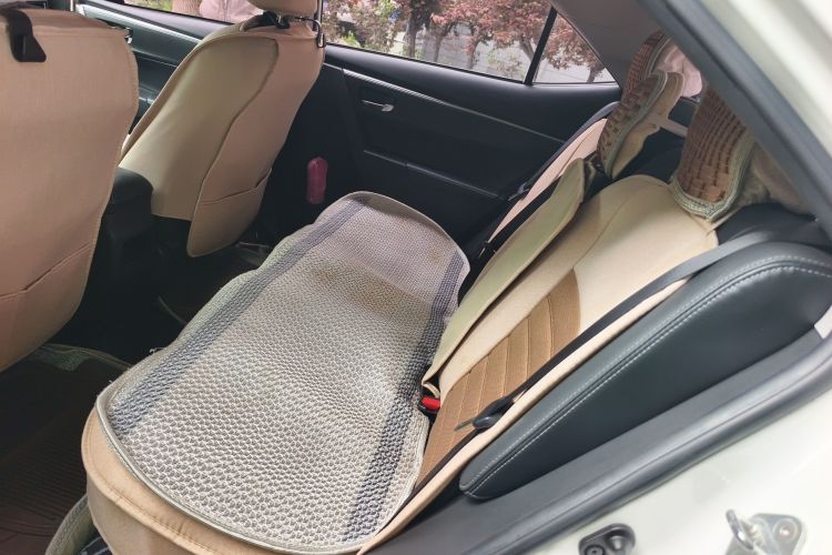 Toyota Corolla 2017 immagine di auto #10