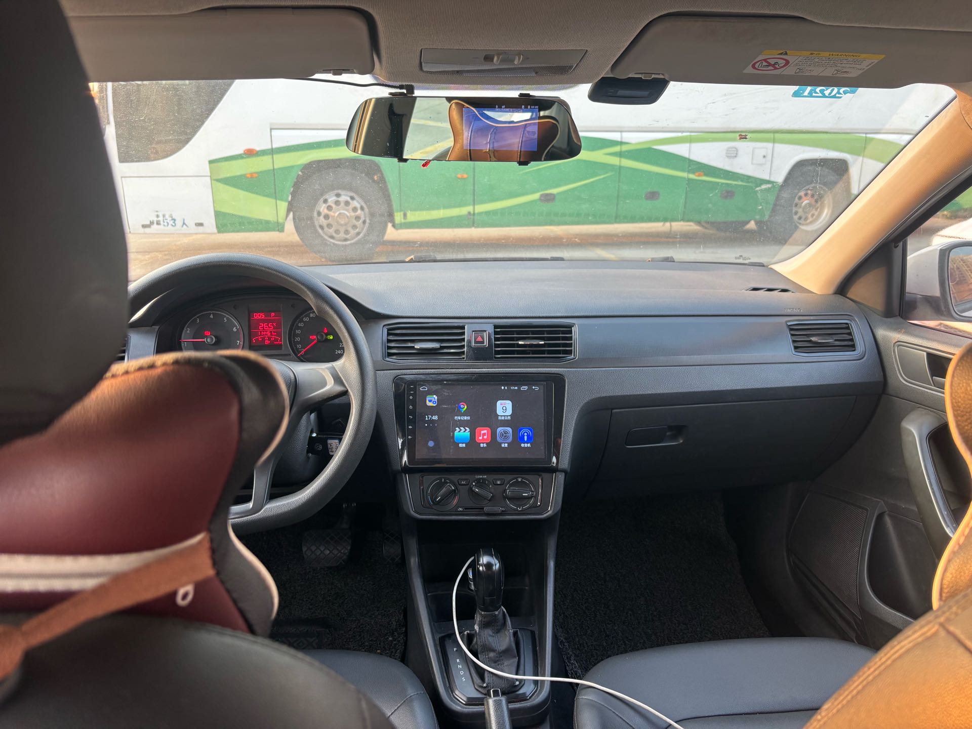 Volkswagen Santana 2018 imagen de coche #6