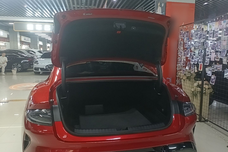 2026 #19 2026 immagine di auto #19