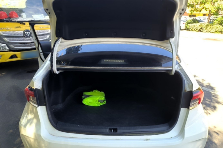Toyota Corolla 2020 car image #19