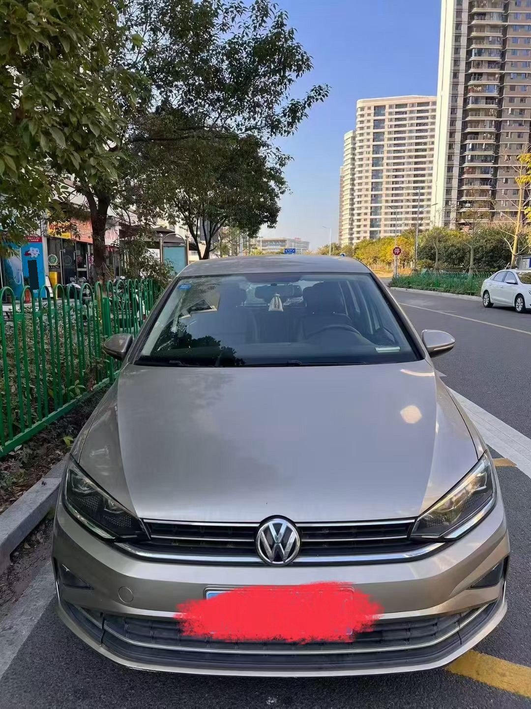 Volkswagen Golf Sportsvan 2019 #2 Volkswagen Golf Sportsvan 2019 car image #2
